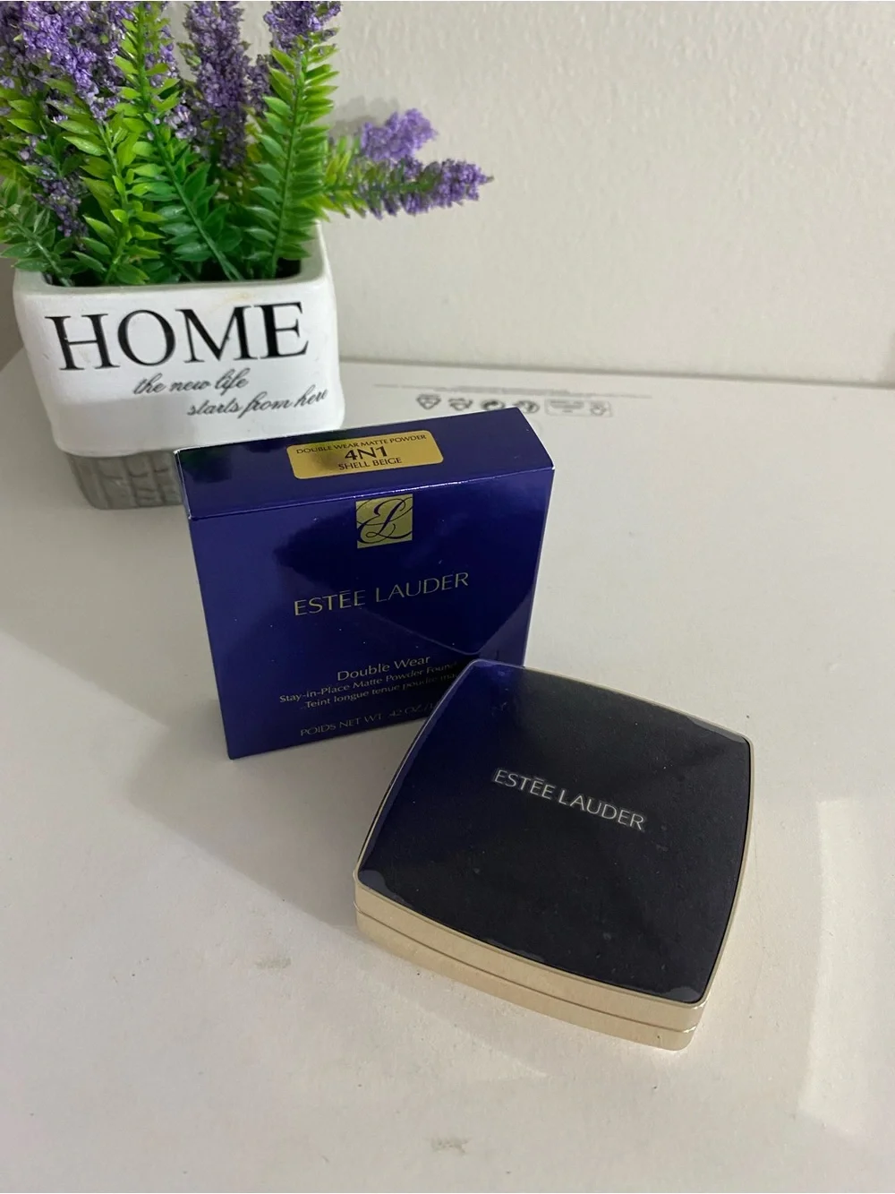 4N1 Shell Beige ~ Estée Lauder Double Wear Stay-in-Place Matte Powder Foundation